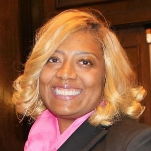 Meet your Posher, Dedra